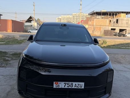 Li Auto (Lixiang) L6, 2025 — 照片 3
