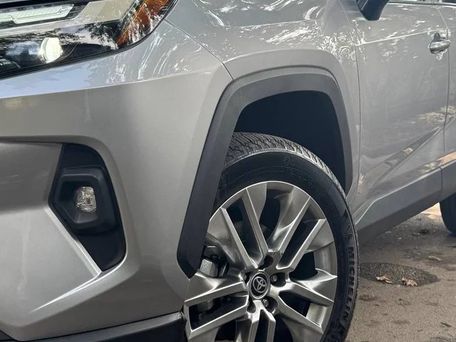 Toyota RAV4, 2024 — photo 10