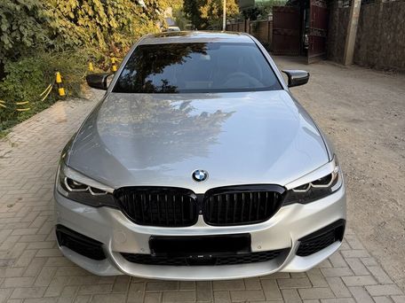 BMW 5 серии, 2018 — фото 1