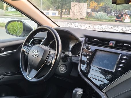 Toyota Camry, 2018 — сүрөт 6