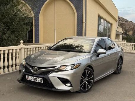 Toyota Camry, 2019 — фото 2