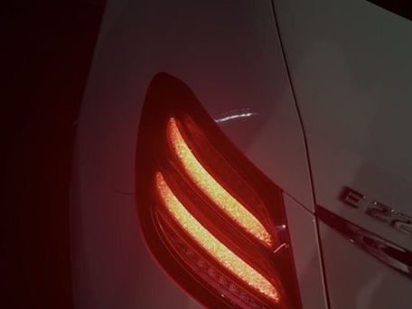 Mercedes-Benz E-Класс, 2019 — фото 4