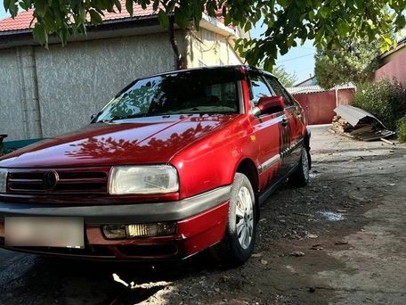 Volkswagen Vento, 1993