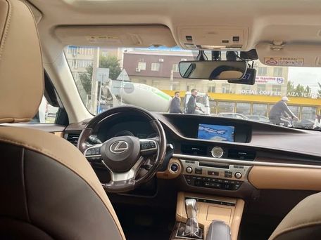 Lexus ES, 2016 — 照片 10