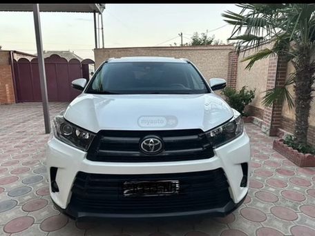 Toyota Highlander, 2019 — фото 1
