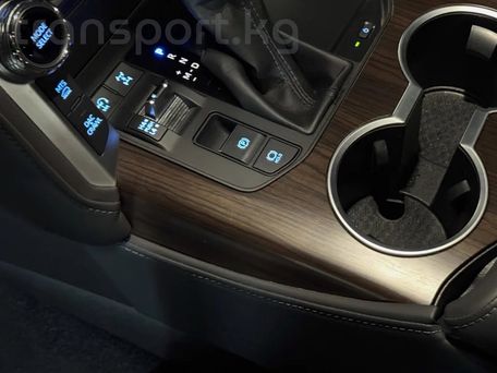 Toyota Land Cruiser, 2022 — фото 10