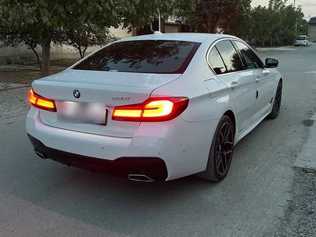 BMW 5 серии, 2020 — 照片 3