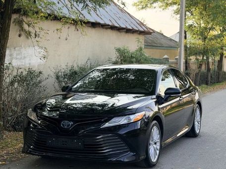 Toyota Camry, 2020 — 照片 2