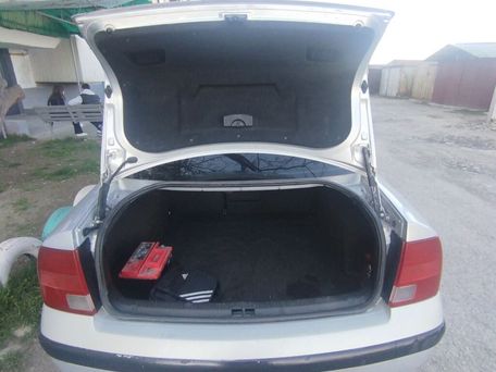 Volkswagen Passat, 1998 — photo 7