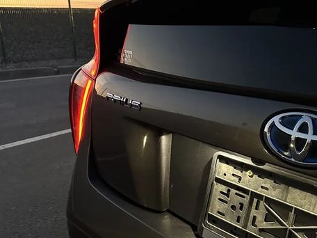 Toyota Prius, 2018 — фото 7