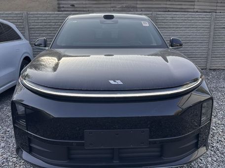 Li Auto (Lixiang) L6, 2025 — 照片 1