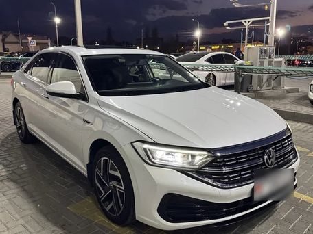 Volkswagen Sagitar, 2022