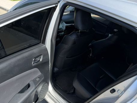 Toyota Prius, 2022 — сүрөт 8