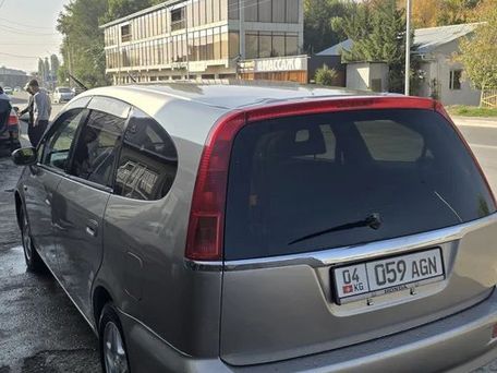 Honda Stream, 2001 — 照片 4