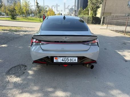 Hyundai Elantra, 2020 — сүрөт 11