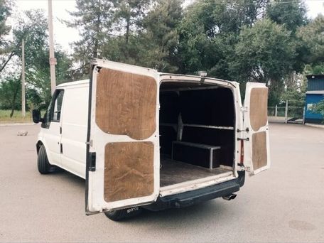 Ford Transit, 2001 — 照片 10