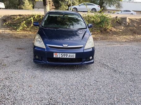 Toyota Wish, 2003