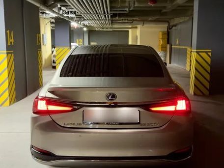 Lexus ES, 2019 — 照片 2
