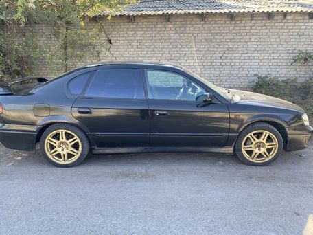 Subaru Legacy, 2002 — 照片 3
