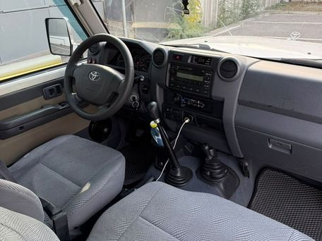 Toyota Land Cruiser, 2014 — photo 6