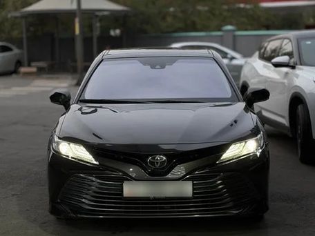 Toyota Camry, 2018 — 照片 3