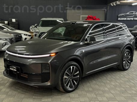 Li Auto (Lixiang) L6, 2025 — 照片 1