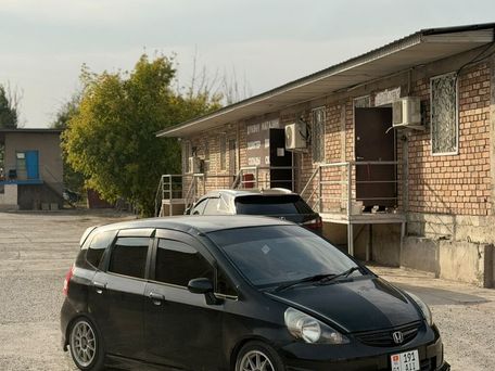 Honda Fit, 2003