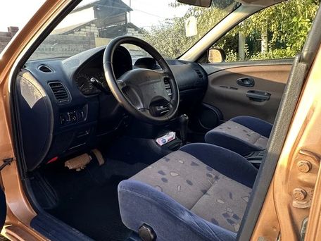 Mitsubishi Carisma, 1999 — сүрөт 10