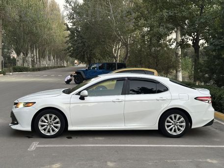 Toyota Camry, 2018 — сүрөт 4