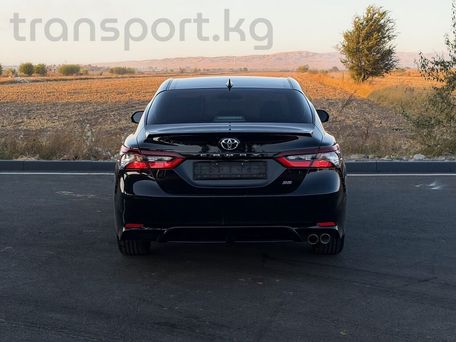 Toyota Camry, 2021 — 照片 7