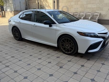 Toyota Camry, 2023 — сүрөт 3