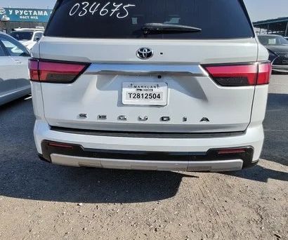 Toyota Sequoia, 2024 — photo 4
