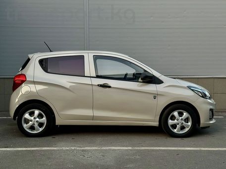 Chevrolet Spark, 2018 — 照片 4