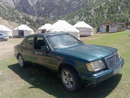 Mercedes-Benz E-Класс, 1995 — сүрөт 1