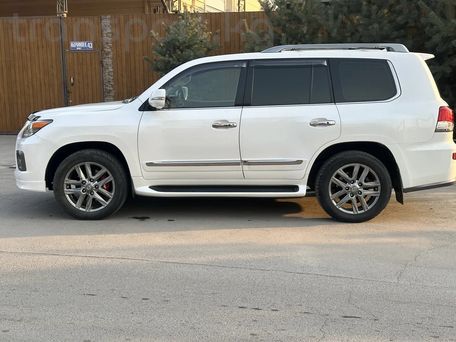 Lexus LX, 2012 — photo 2
