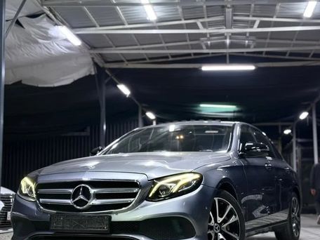 Mercedes-Benz E-Класс, 2020