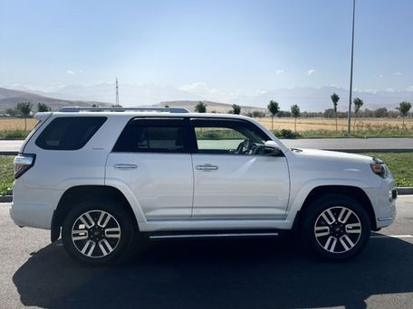 Toyota 4Runner, 2022 — сүрөт 14