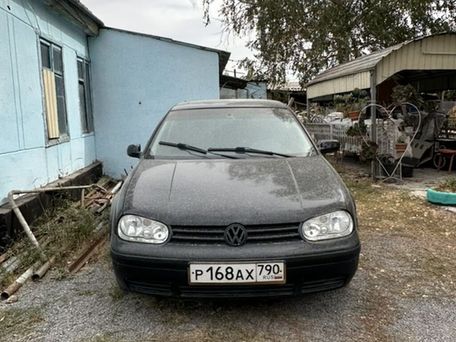 Volkswagen Golf, 1999