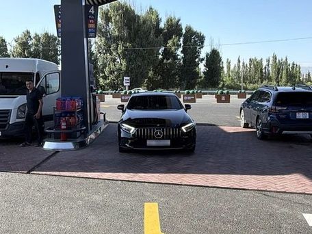 Mercedes-Benz CLS, 2019 — 照片 1