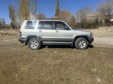 Isuzu Bighorn, 1997 — photo 4
