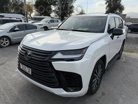 Lexus LX, 2023 — photo 3