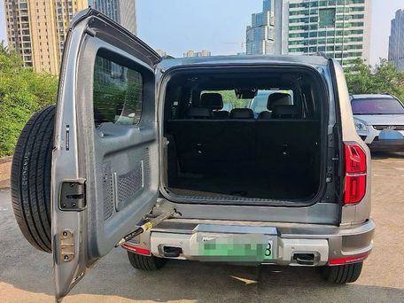 BYD FangChengBao Leopard 5, 2025 — фото 3