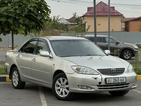 Toyota Camry, 2004 — фото 2