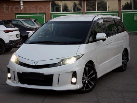 Toyota Estima, 2013
