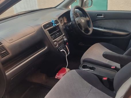 Honda Stream, 2002 — 照片 6