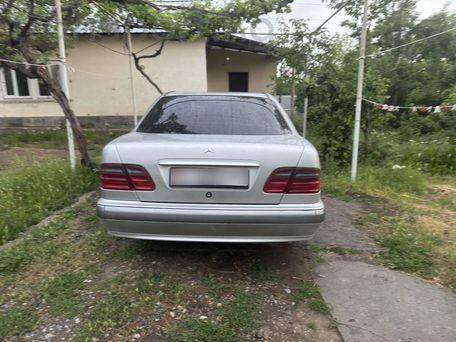 Mercedes-Benz E-Класс, 1999 — photo 9