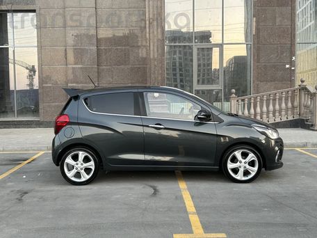 Chevrolet Spark, 2017 — фото 4