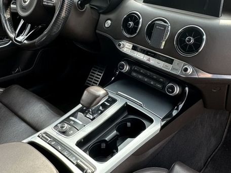 Kia Stinger, 2019 — photo 17