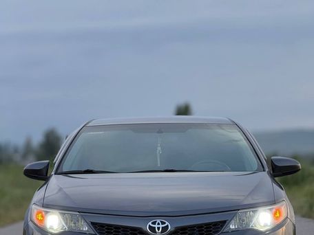 Toyota Camry, 2013 — сүрөт 2
