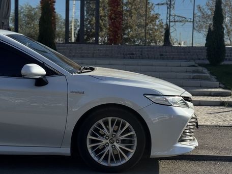 Toyota Camry, 2018 — сүрөт 8